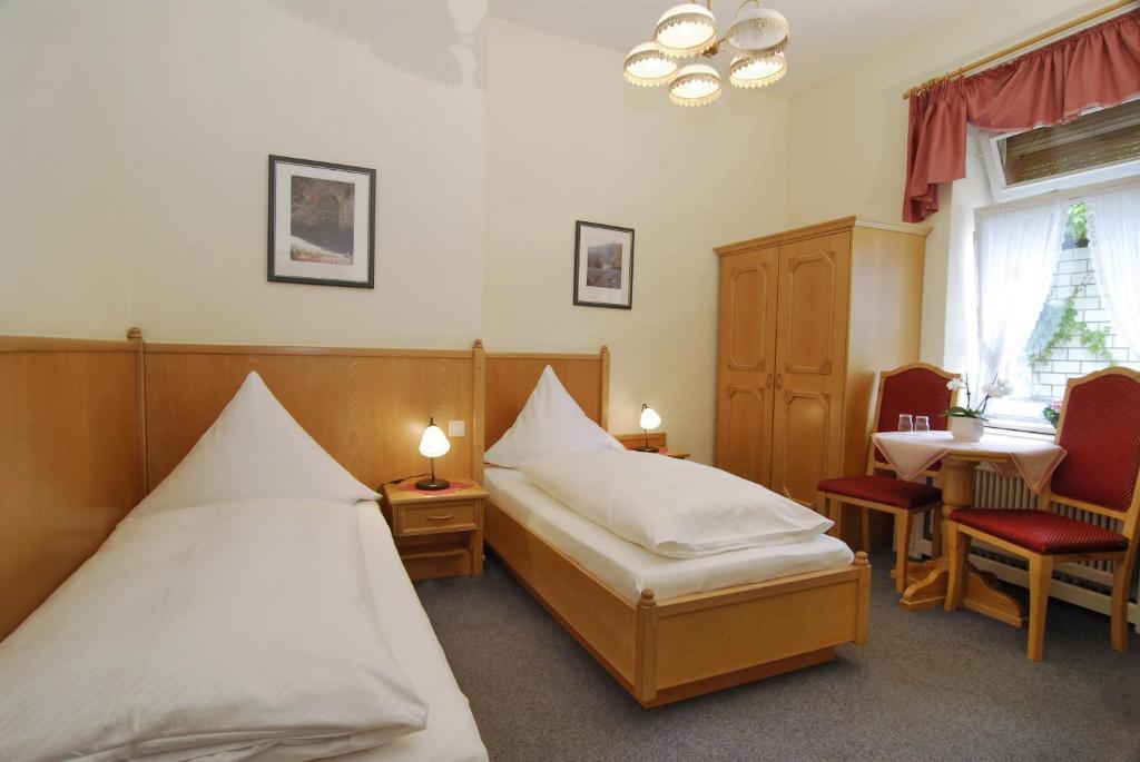 Wirtshaus Zum Pferdemarkt Hotel Saarburg Room photo